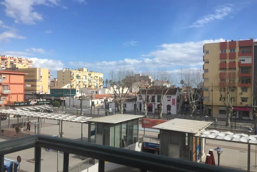 Luminosa Y Soleada Casa En El Centro De Torre Del Mar Apartment