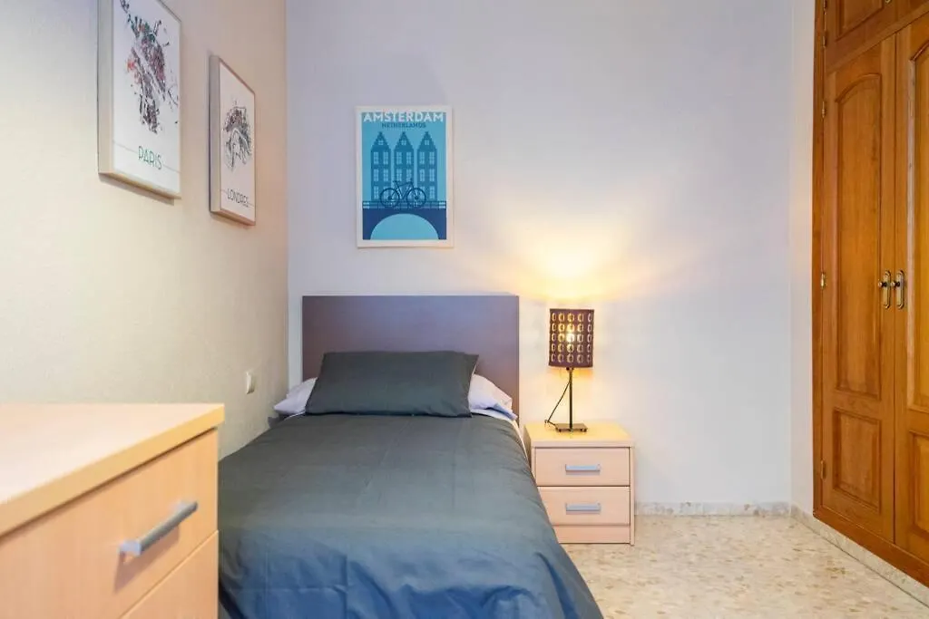 Luminosa Y Soleada Casa En El Centro De Torre Del Mar Apartment