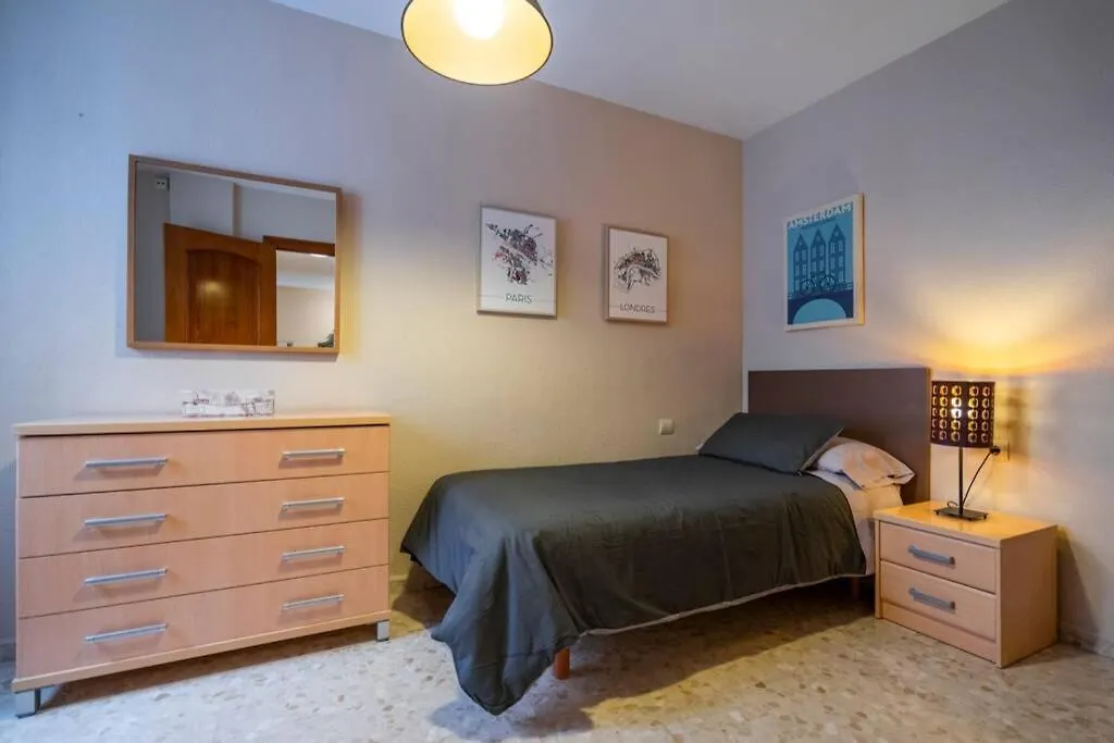 Appartamento Luminosa Y Soleada Casa En El Centro De Torre Del Mar Spagna