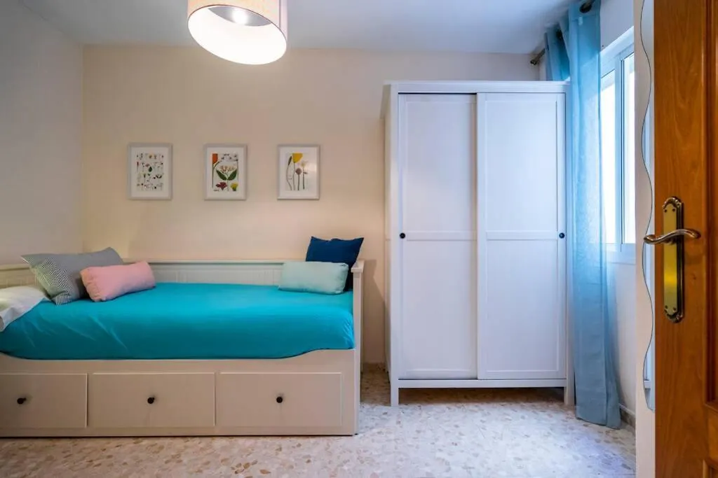 Appartamento Luminosa Y Soleada Casa En El Centro De Torre Del Mar
