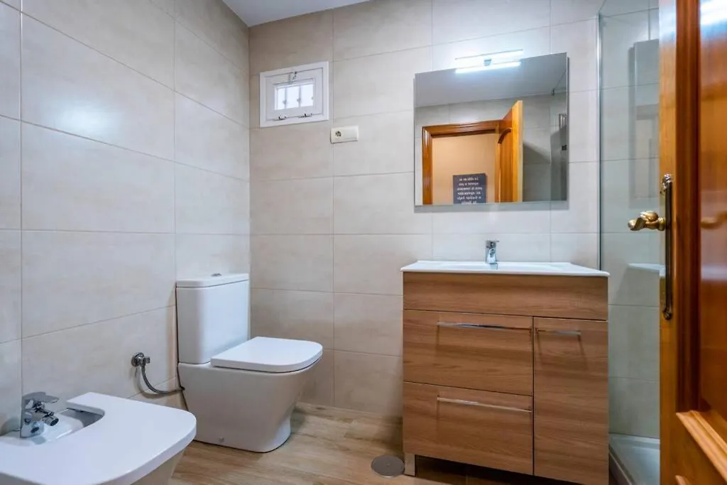 Appartamento Luminosa Y Soleada Casa En El Centro De Torre Del Mar